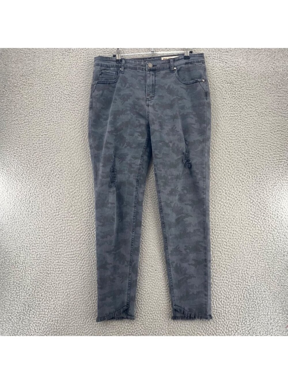 Wish List Jeans Womens Extra Large Gray Camo Denim Stretch Distressed Pockets